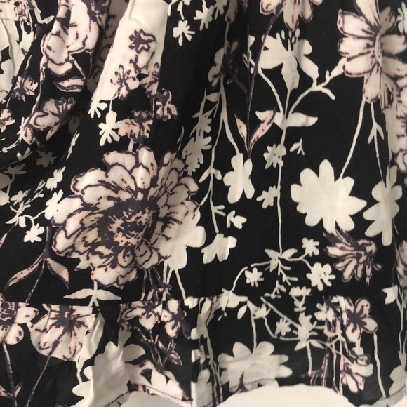 Love Tree Floral Dress Size Small - Picture 3 of 6